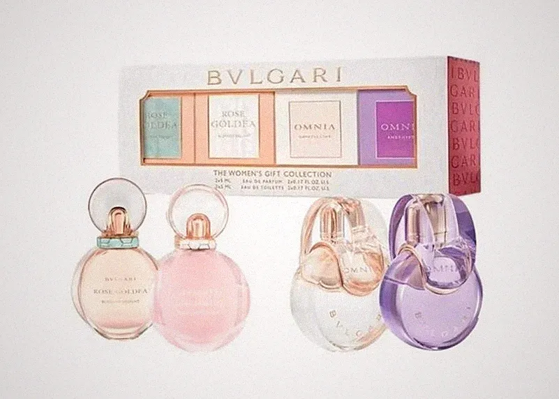 Bvlgari 4 piece Womens Gift Collection miniature perfume Set NIB